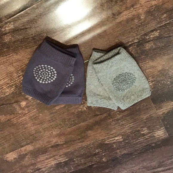 Other - Baby crawling knee pads